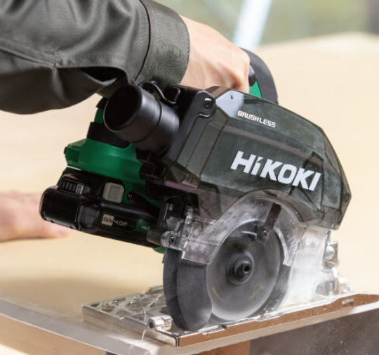 HiKOKI C1205DYA 集じん率約80%。集じん機接続で90%以上